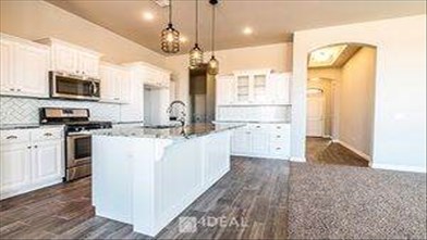 New Homes in Oklahoma OK - The Canyons by Ideal Homes