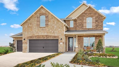 New Homes in Texas TX - Bluewater Lakes by Beazer Homes