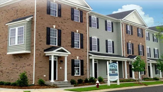 New Homes in H2O by Chesapeake Homes