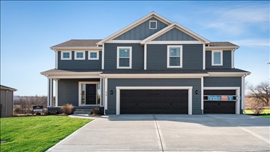 New Homes in Missouri MO - Manor at Woodside Ridge by Summit Homes KC