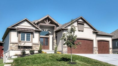 New Homes in Missouri MO - Greens of Chapel Creek by Rodrock Development