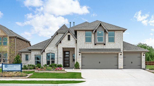 New Homes in Emerald Vista by Bloomfield Homes