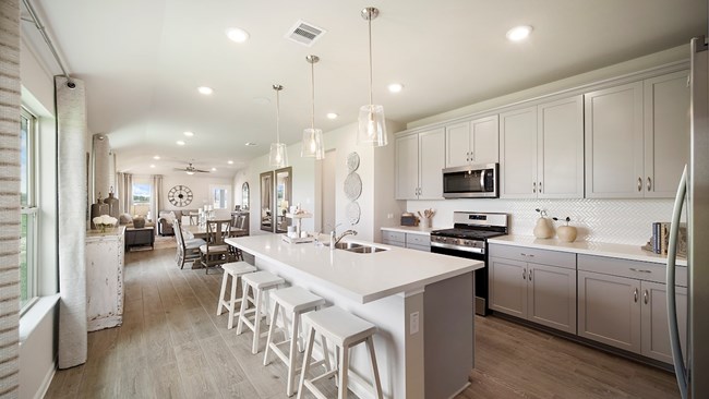 New Homes in Montgomery Ridge - Landmark Collection by Beazer Homes