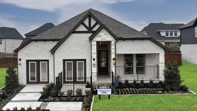 New Homes in Pecan Hill- Harwood by First Texas Homes