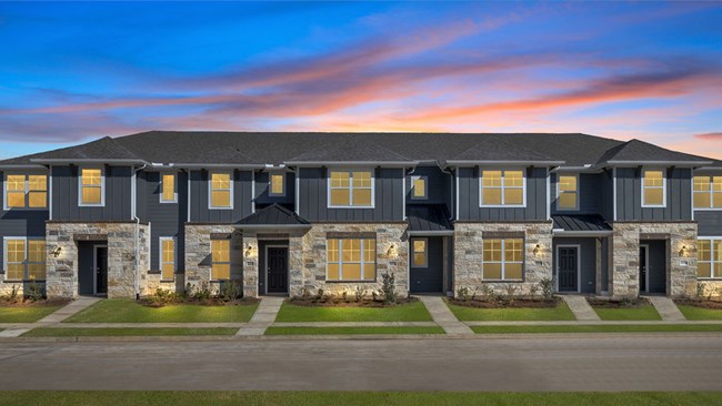 New Homes in Seven Oaks Townhomes by HistoryMaker Homes